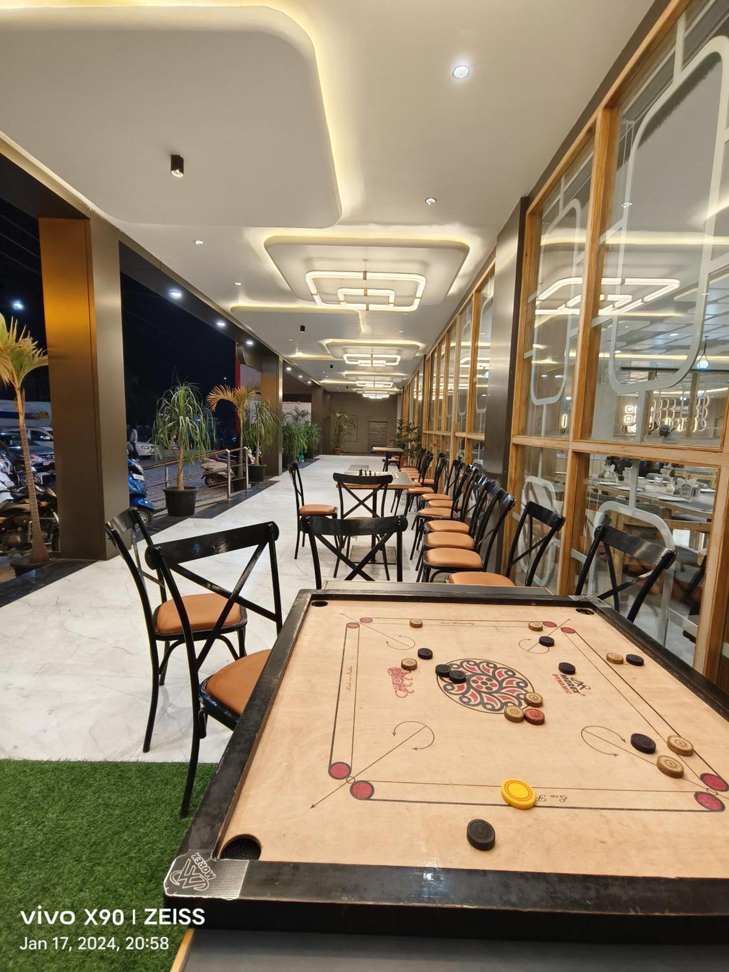 Hotel The Grand Khodiyar Visnagar Екстер'єр фото