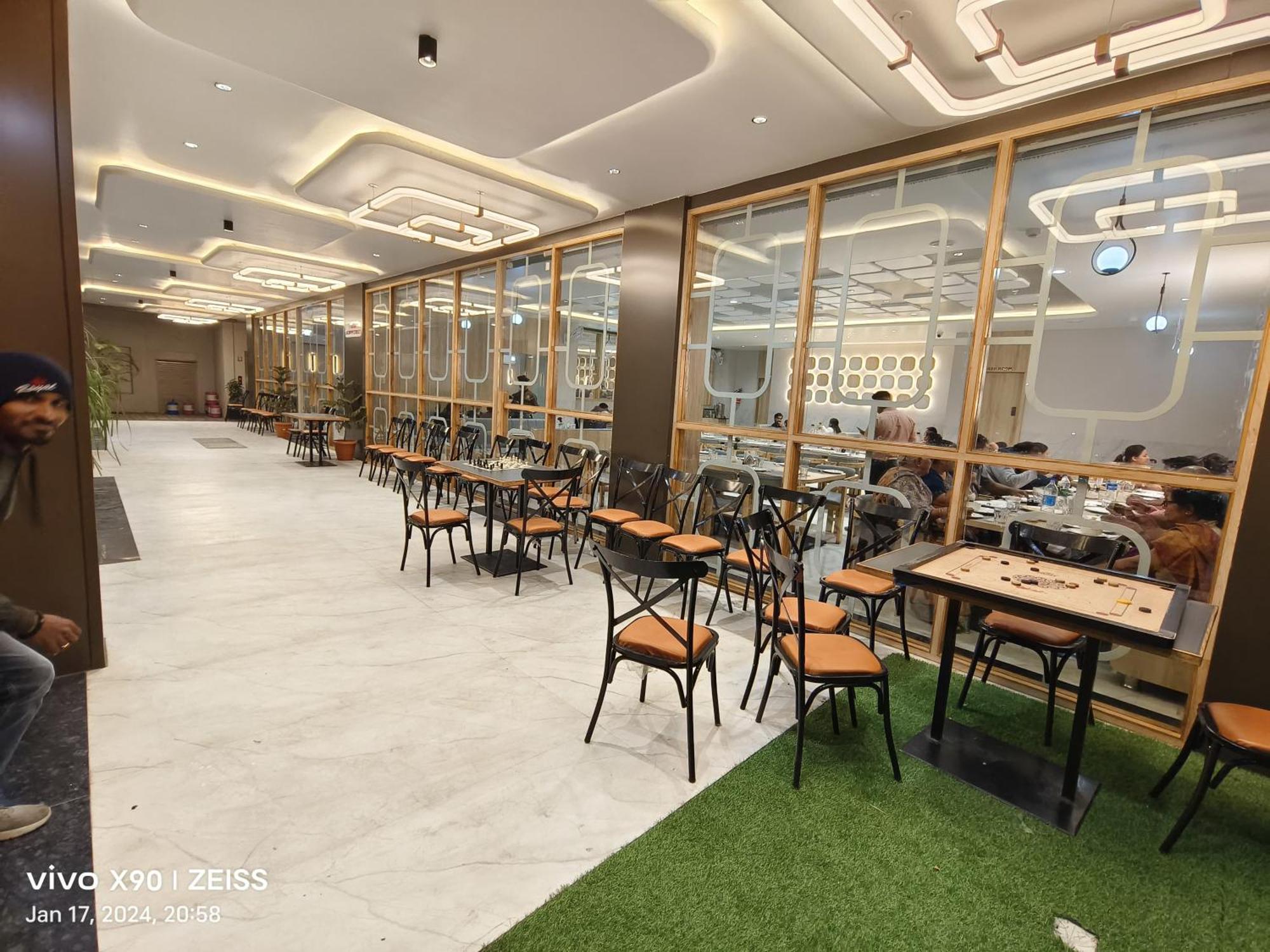 Hotel The Grand Khodiyar Visnagar Екстер'єр фото