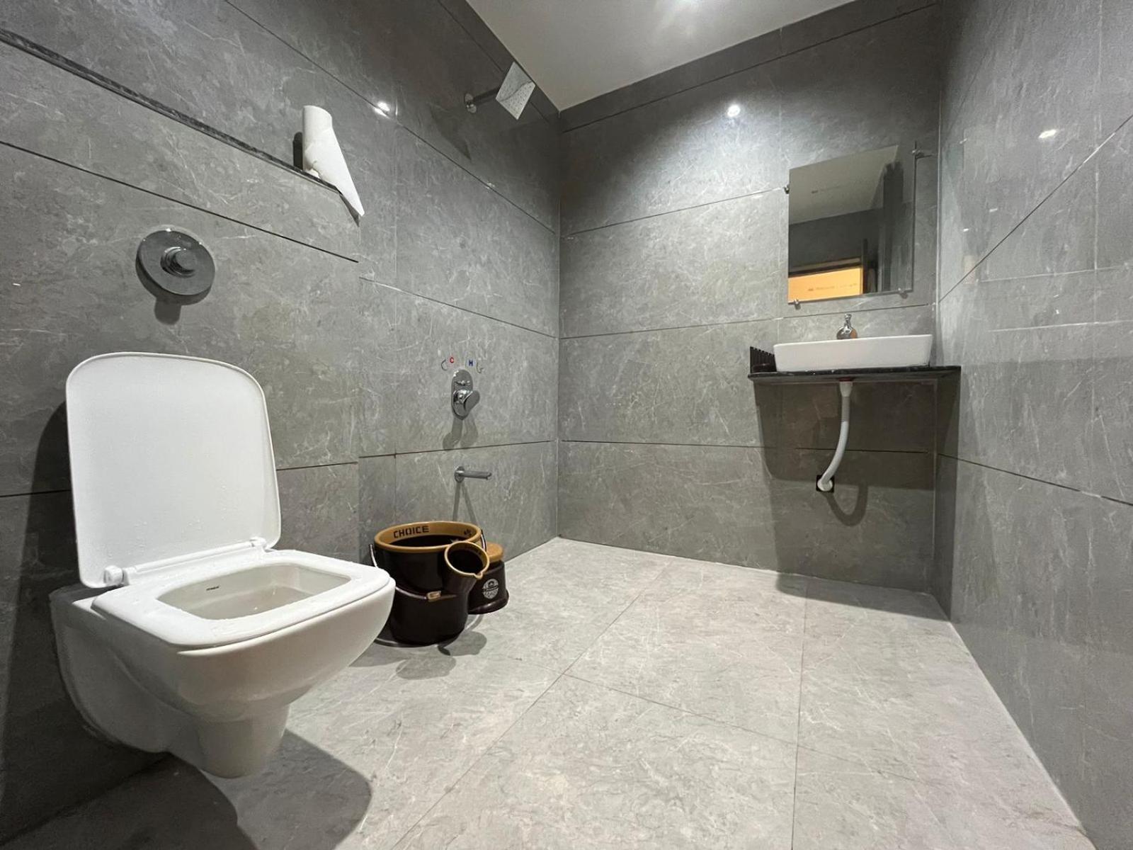 Hotel The Grand Khodiyar Visnagar Екстер'єр фото