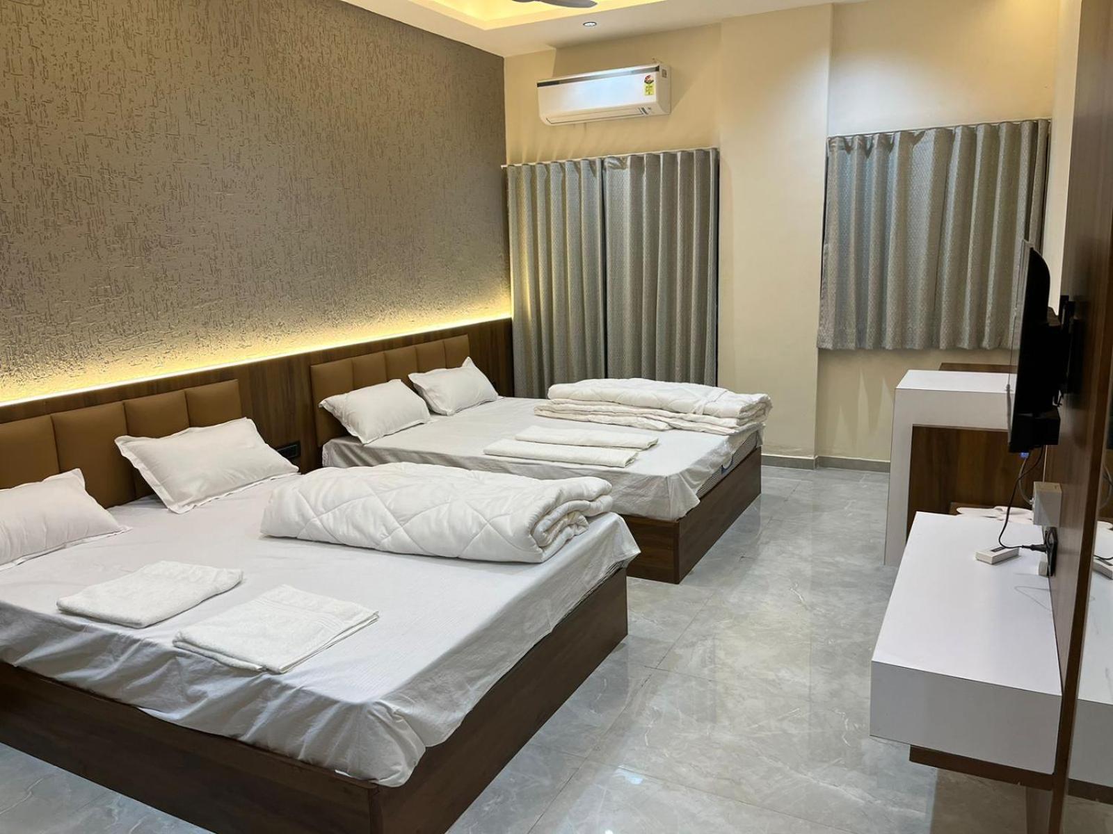 Hotel The Grand Khodiyar Visnagar Екстер'єр фото